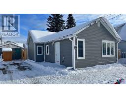 17 THIRD AVENUE, Wawa, Ontario