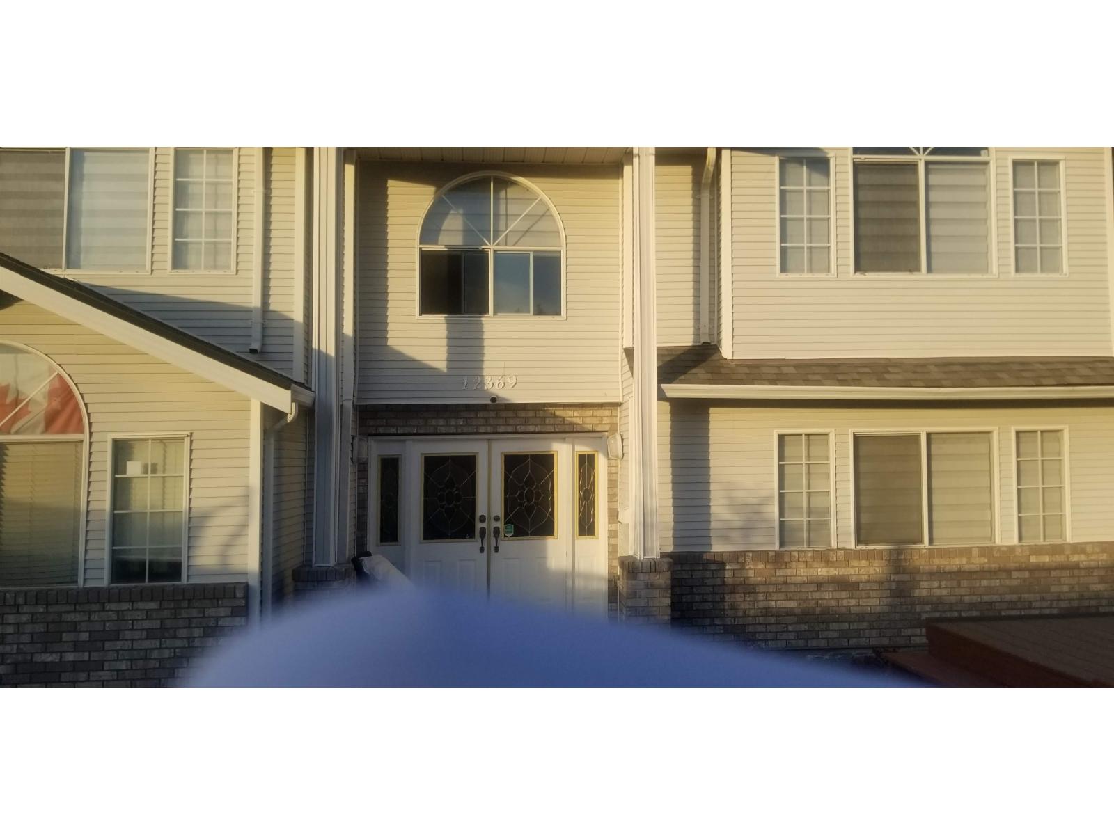 12369 64 Avenue, Surrey, British Columbia  V3W 1W6 - Photo 2 - R3071403