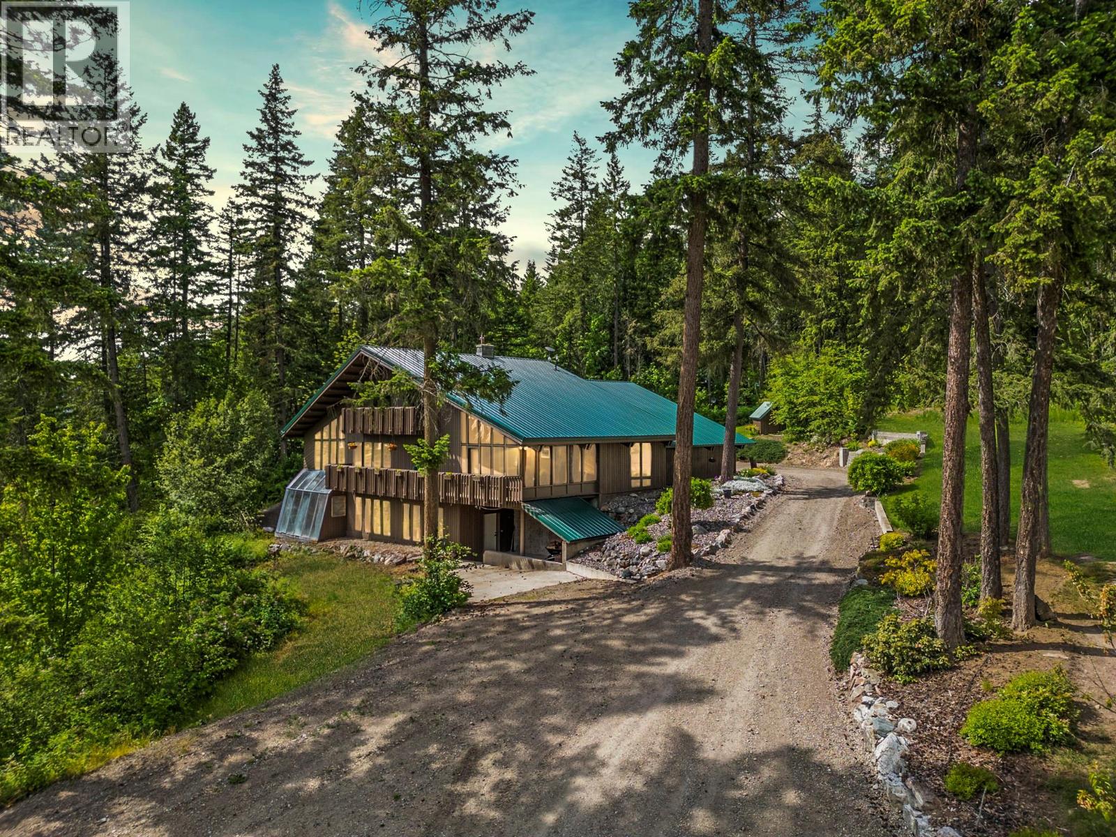 1099 Enderby Mabel Lake Road, Enderby, British Columbia