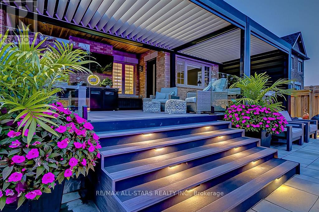 355 Reg Harrison Trail, Newmarket, Ontario  L3X 0M2 - Photo 38 - N12598476