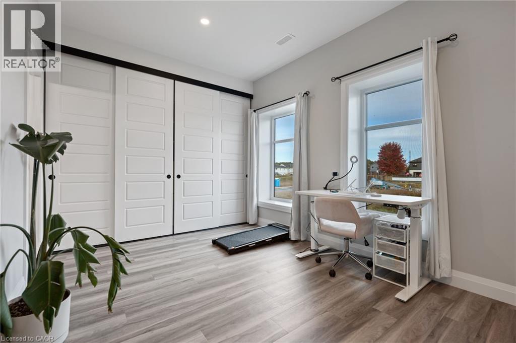 361 Quarter Town Line Line Unit# 605, Tillsonburg, Ontario  N4G 0K2 - Photo 21 - 40792257