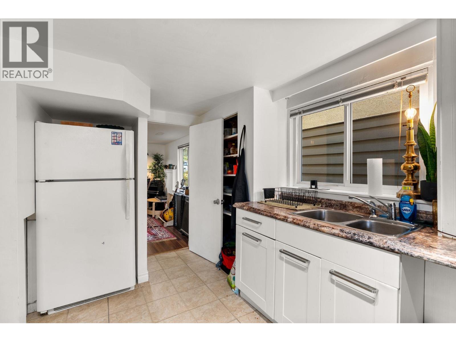 831 E 38th Avenue, Vancouver, British Columbia  V5W 1J2 - Photo 28 - R3072043