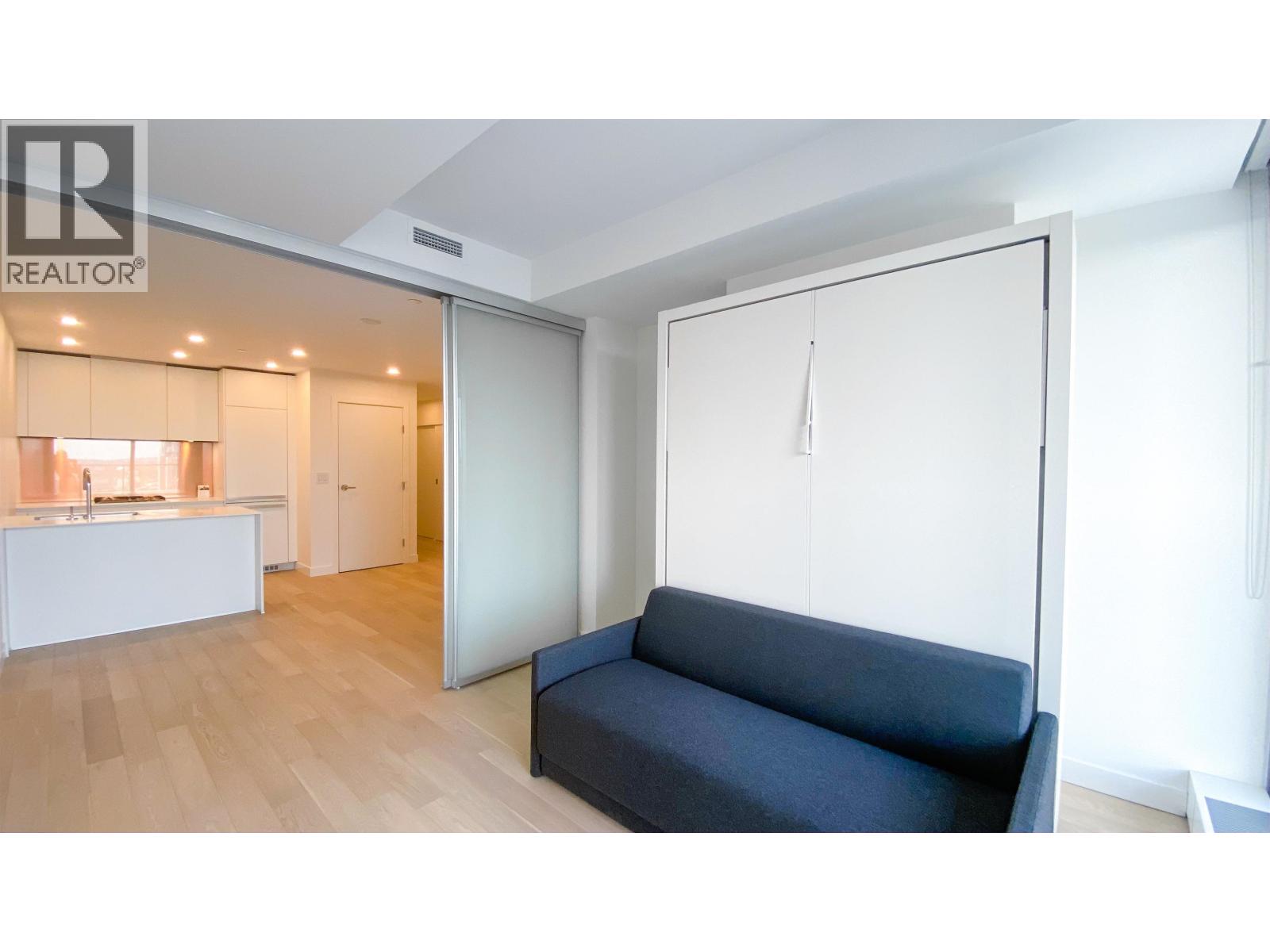 38xx 1480 Howe Street, Vancouver, British Columbia  V6Z 0G5 - Photo 2 - R3072050