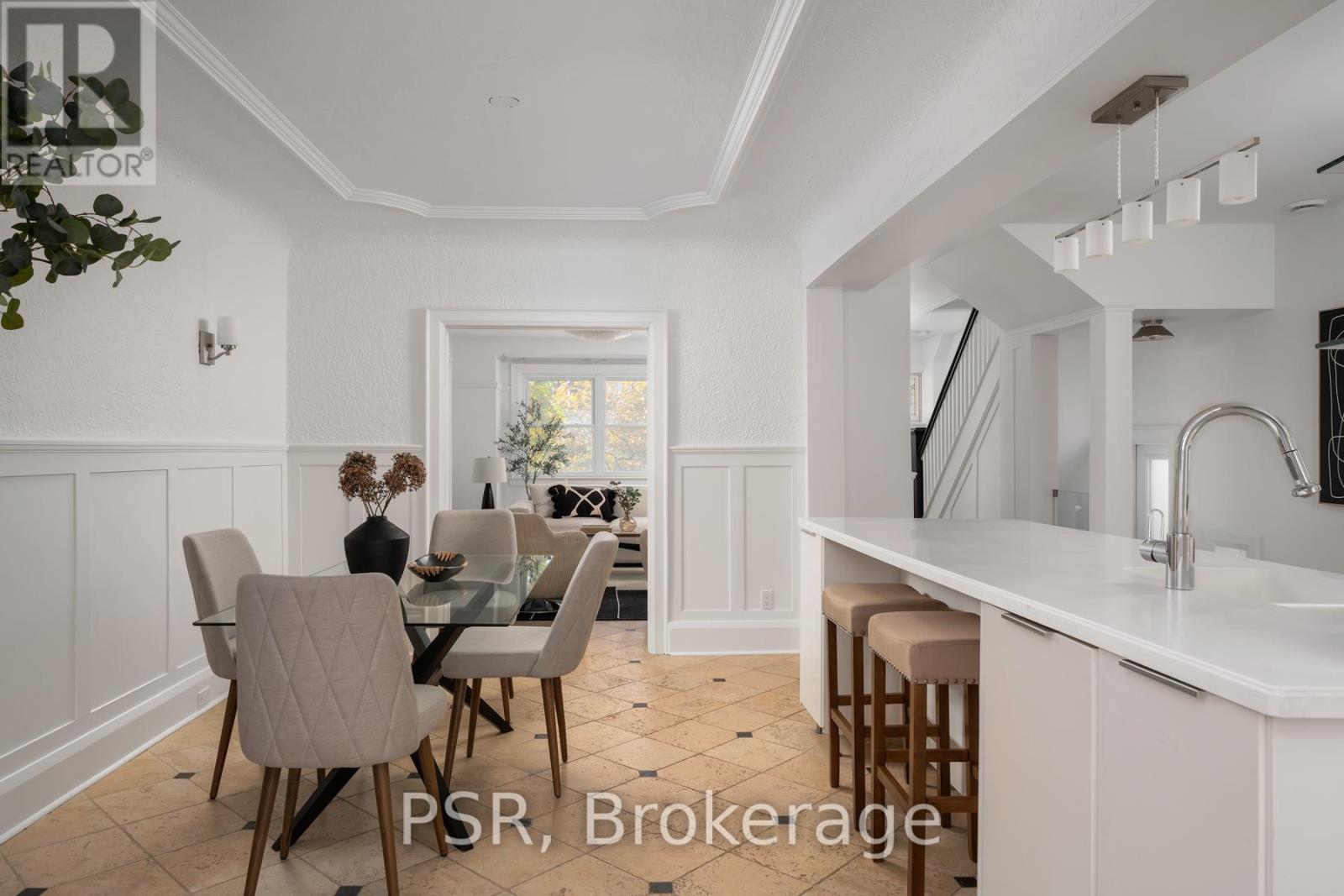 217 Northcliffe Boulevard, Toronto, Ontario  M6E 3K8 - Photo 21 - C12599674