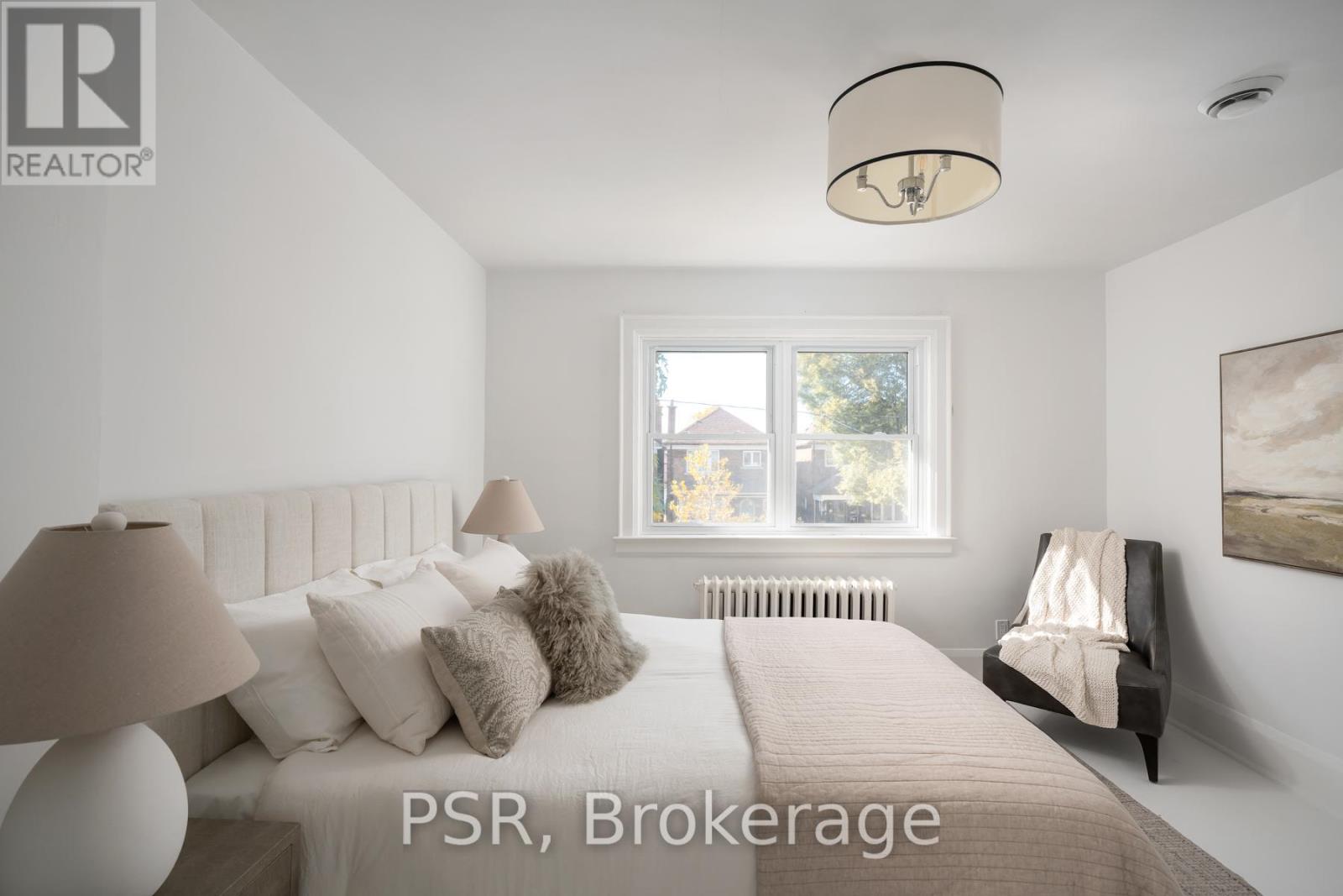 217 Northcliffe Boulevard, Toronto, Ontario  M6E 3K8 - Photo 30 - C12599674