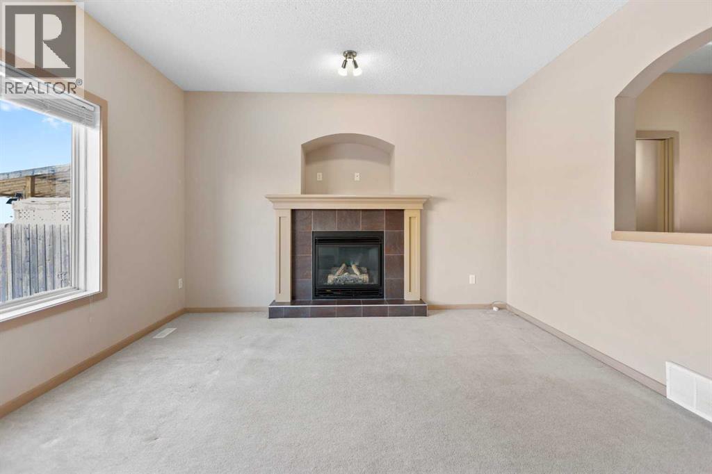 1083 Prairie Springs Hill Sw, Airdrie, Alberta  T4B 0E7 - Photo 4 - A2272902