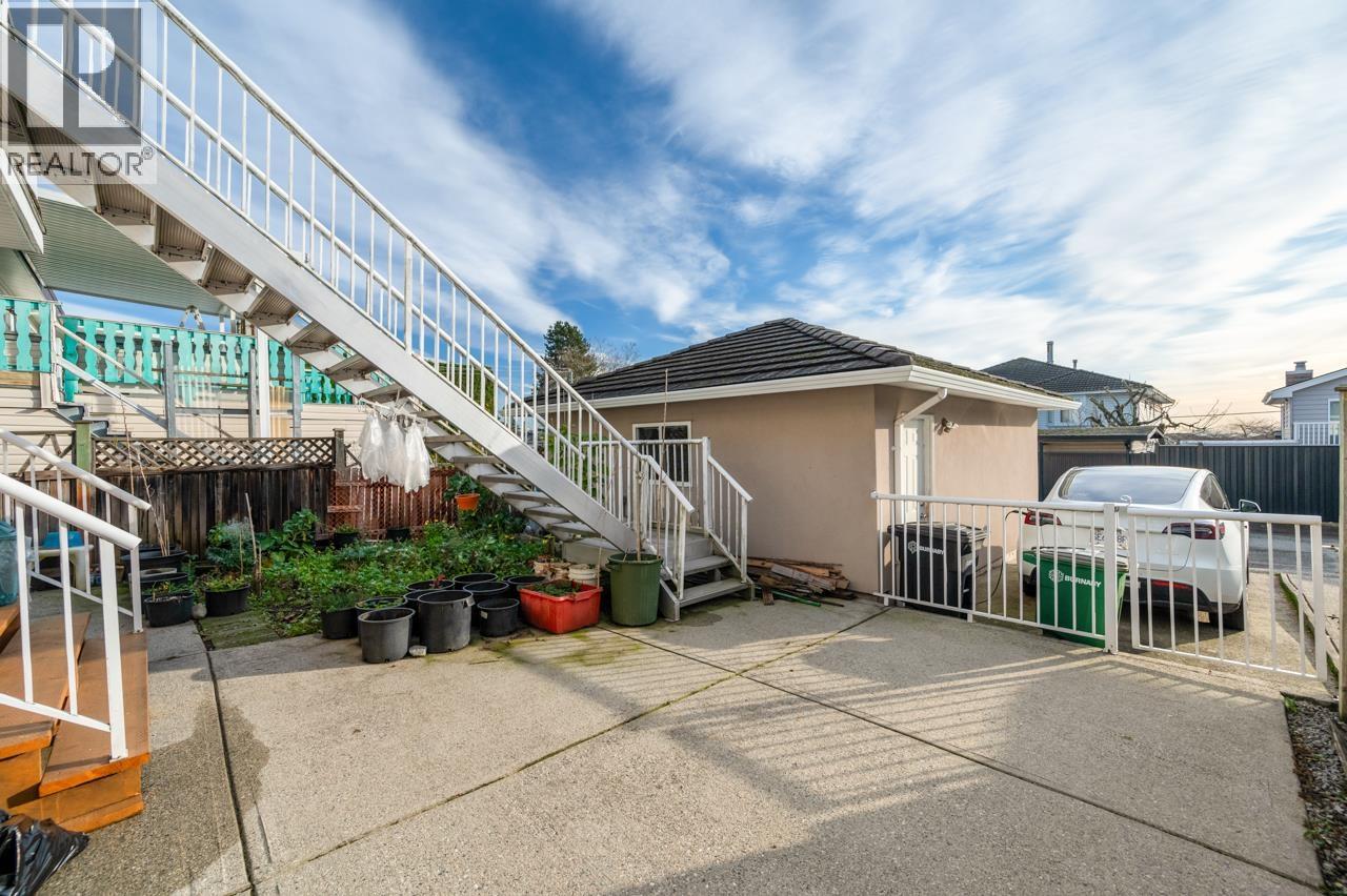 5456 Neville Street, Burnaby, British Columbia  V5J 2H7 - Photo 21 - R3071986