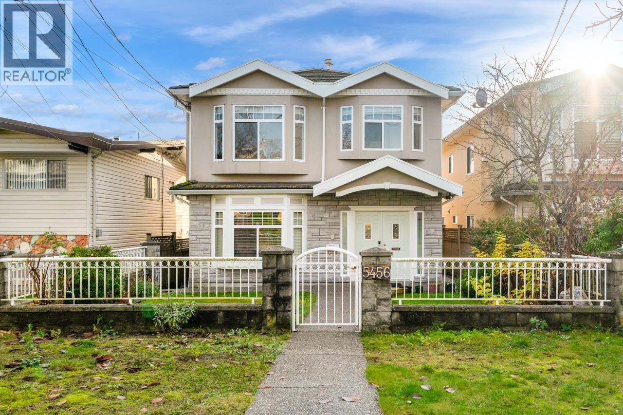 5456 NEVILLE STREET, Burnaby, British Columbia