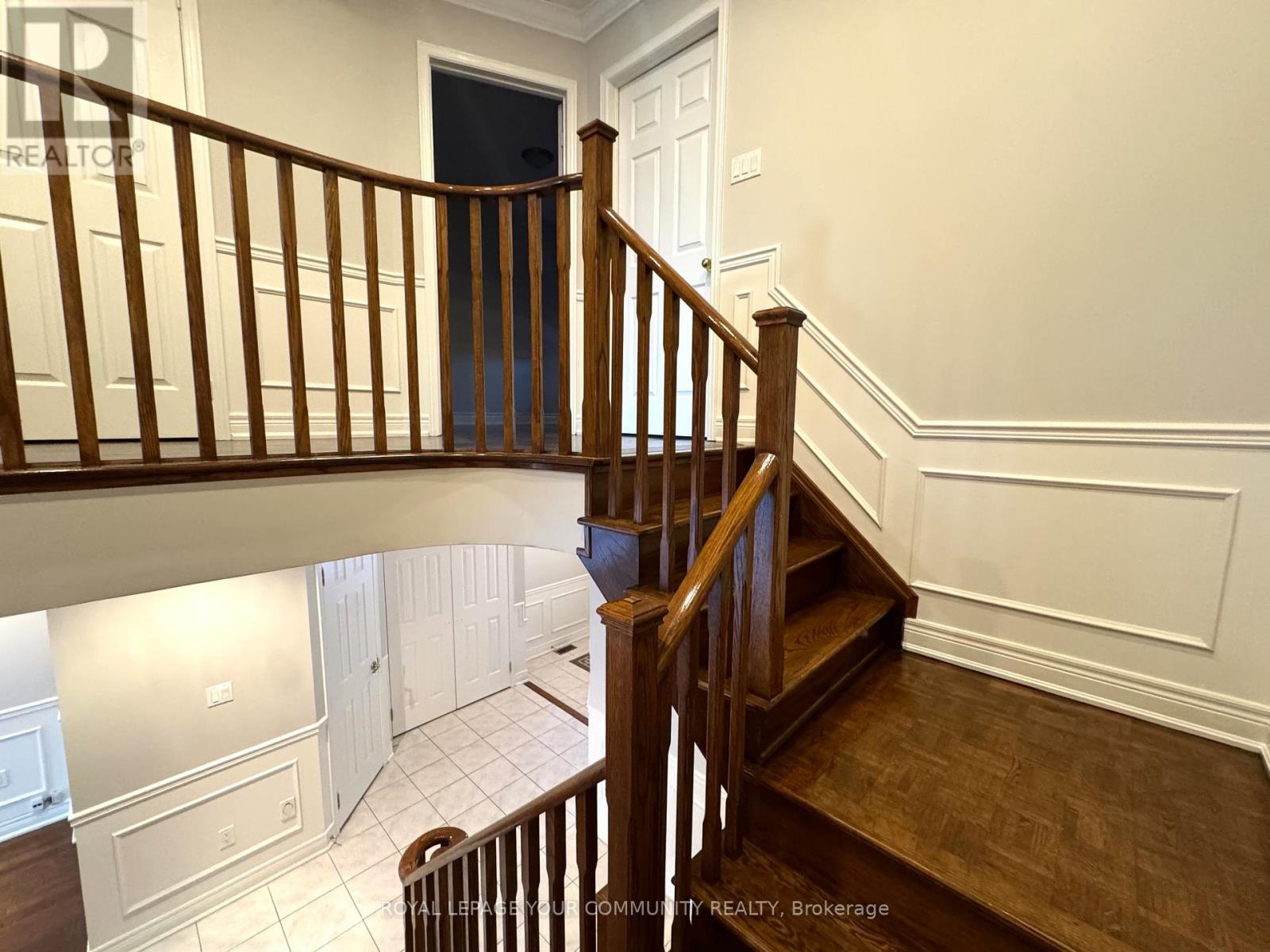 20 La Neve Avenue, Vaughan, Ontario  L4H 1N9 - Photo 10 - N12599680