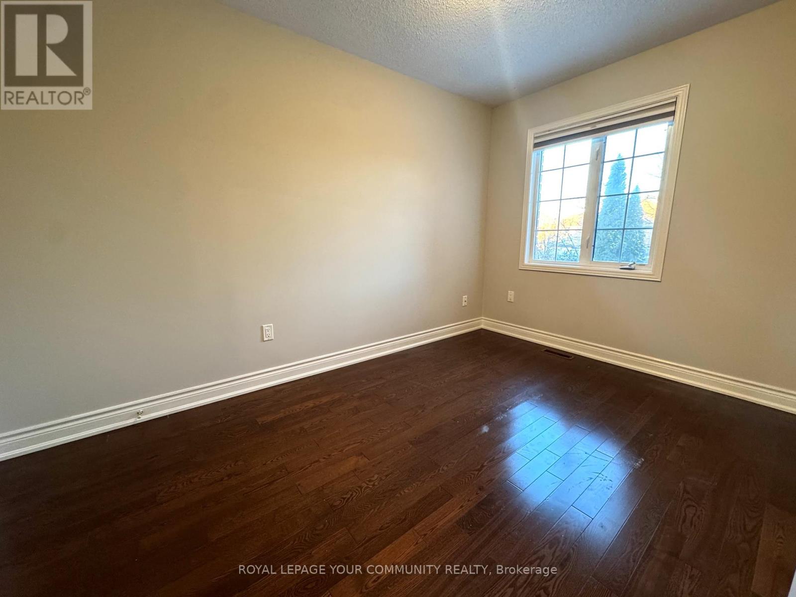 20 La Neve Avenue, Vaughan, Ontario  L4H 1N9 - Photo 13 - N12599680