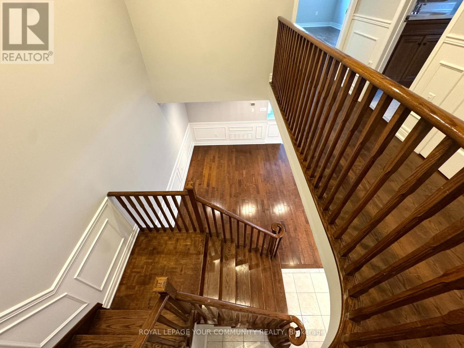 20 La Neve Avenue, Vaughan, Ontario  L4H 1N9 - Photo 11 - N12599680