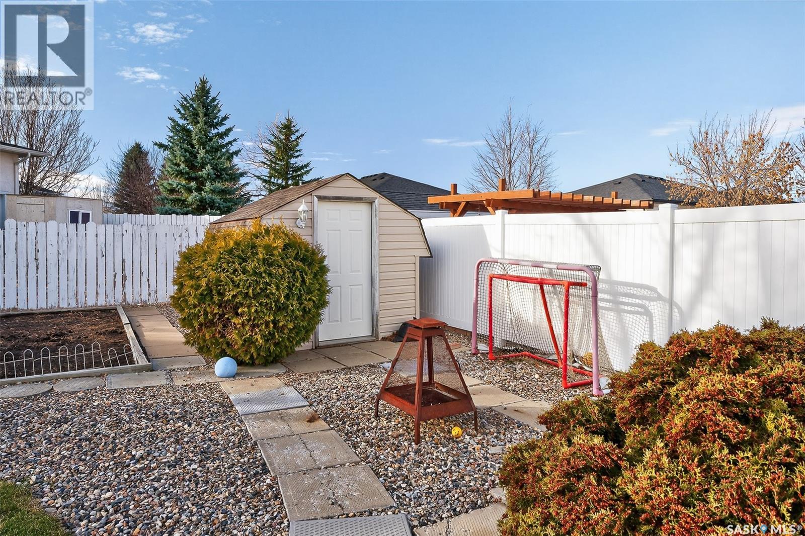 413 Woodlily Drive, Moose Jaw, Saskatchewan  S6J 1K4 - Photo 37 - SK025124