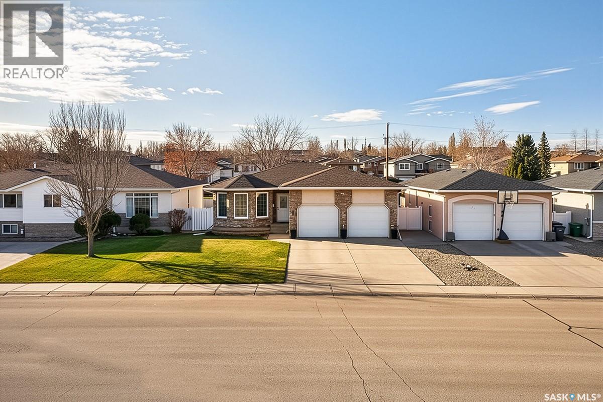 413 Woodlily Drive, Moose Jaw, Saskatchewan  S6J 1K4 - Photo 38 - SK025124