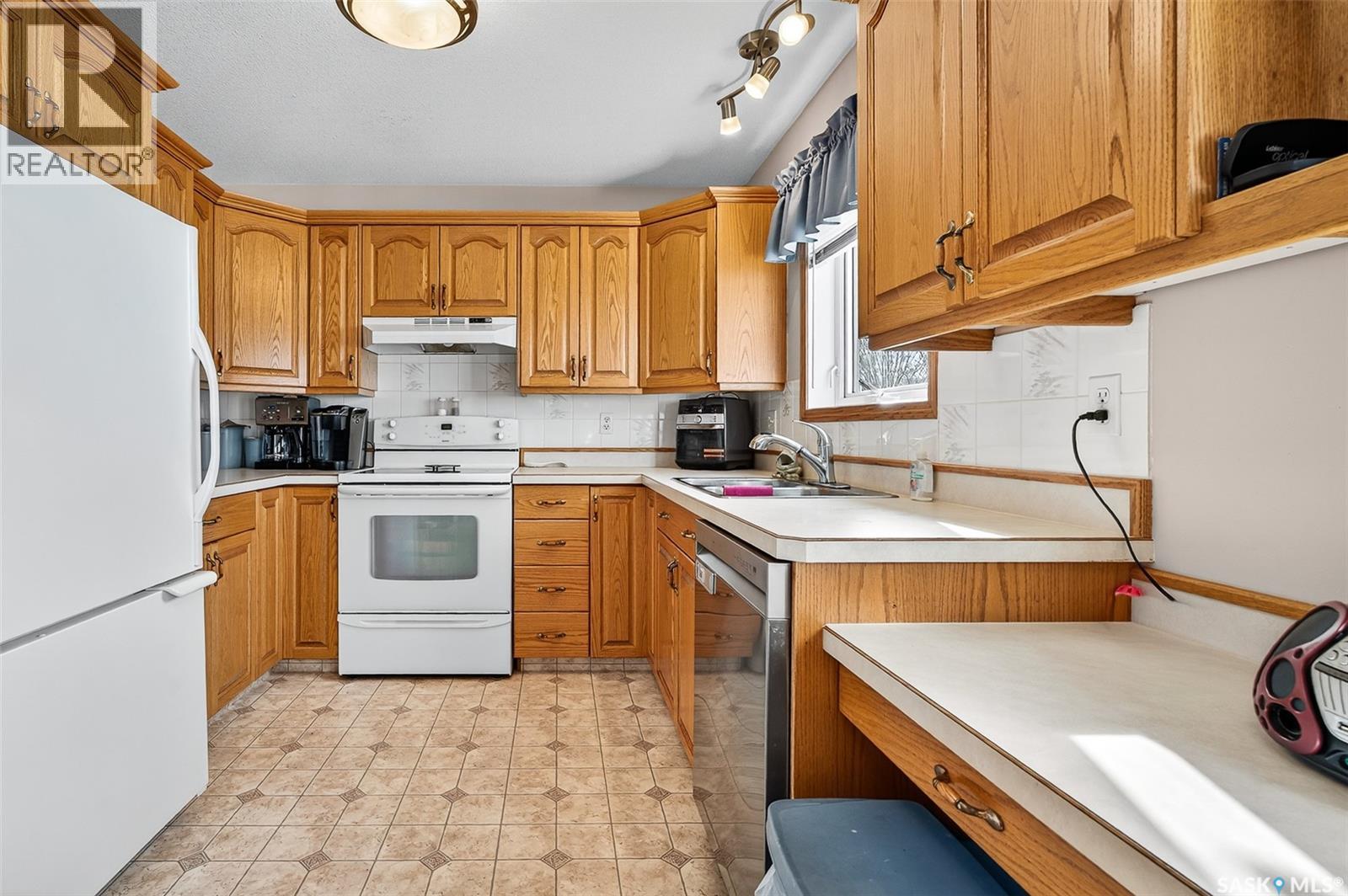 413 Woodlily Drive, Moose Jaw, Saskatchewan  S6J 1K4 - Photo 9 - SK025124