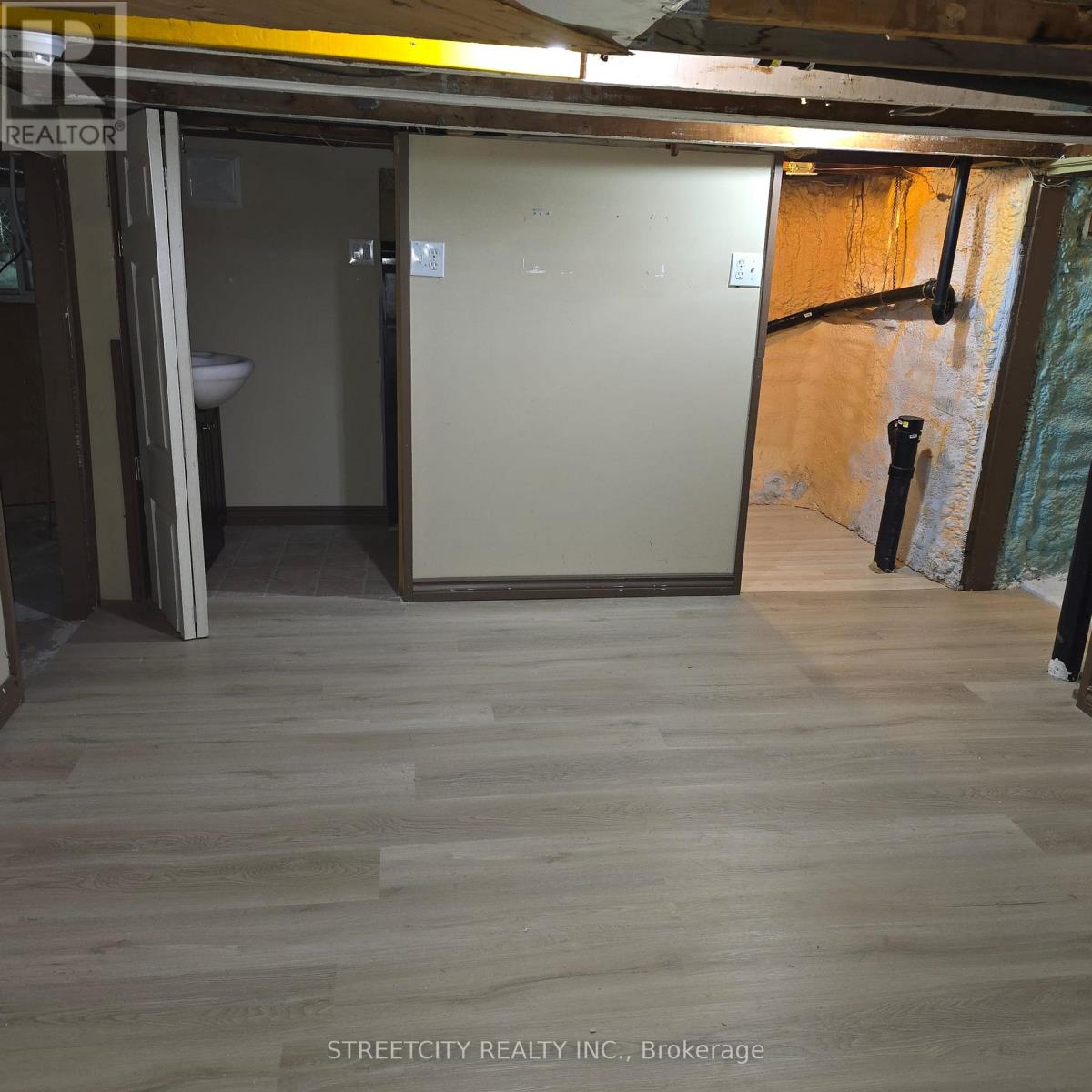 244 Vancouver Street, London East, Ontario  N5W 4R8 - Photo 23 - X12591278