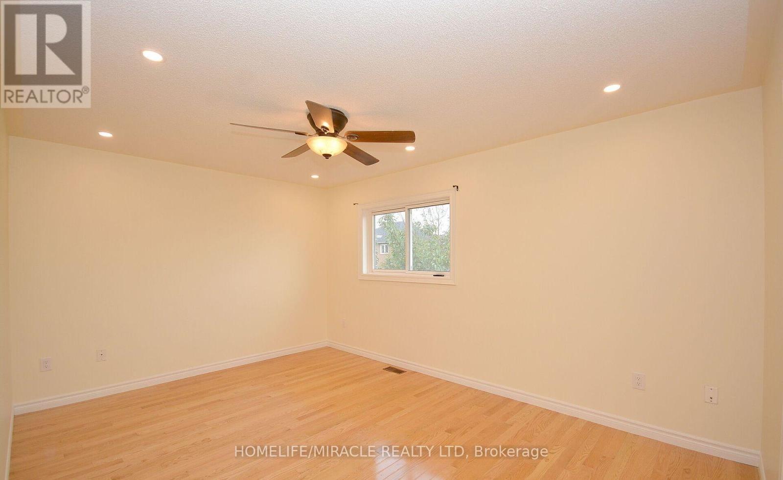 833 Mays Crescent, Mississauga (East Credit), Ontario  L5V 2G6 - Photo 16 - W12599686