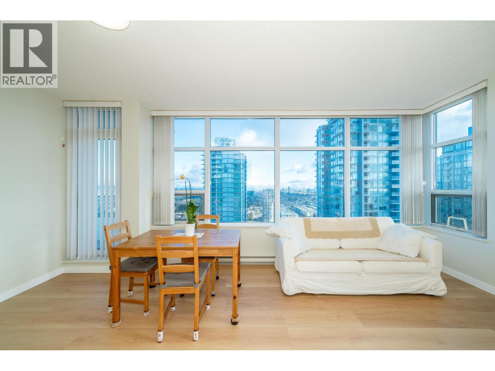 3206 4880 Bennett Street, Burnaby, British Columbia  V5H 0C1 - Photo 13 - R3071479