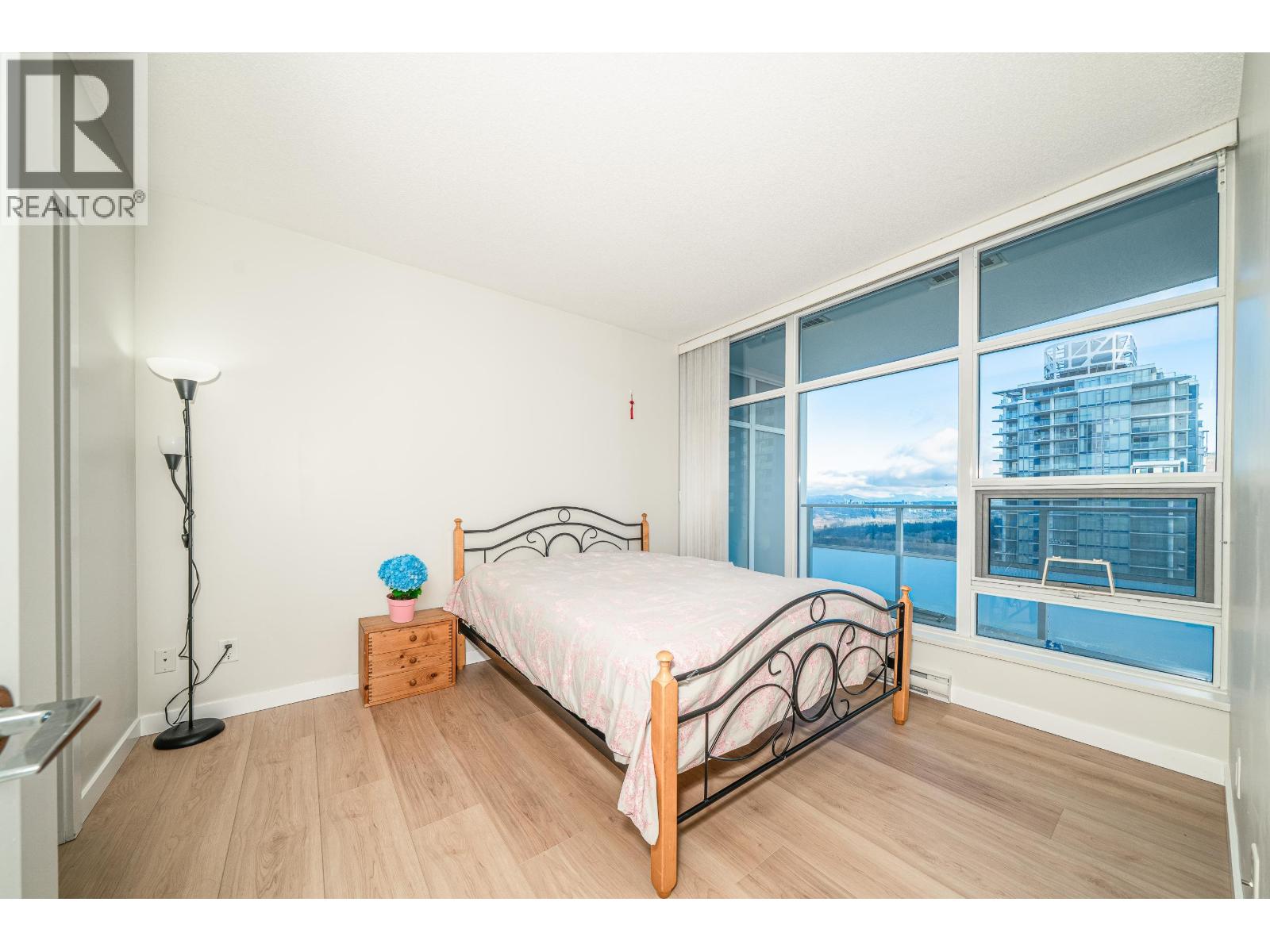 3206 4880 Bennett Street, Burnaby, British Columbia  V5H 0C1 - Photo 15 - R3071479