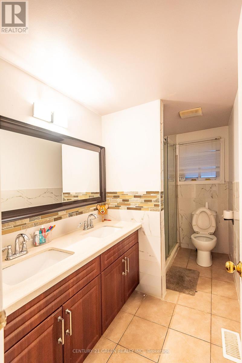 Main - 690 Elgin Street N, Cambridge, Ontario N1R 7W5 - Photo 12 - X12599684