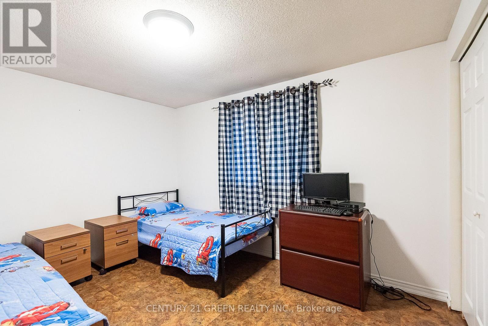 Main - 690 Elgin Street N, Cambridge, Ontario N1R 7W5 - Photo 15 - X12599684