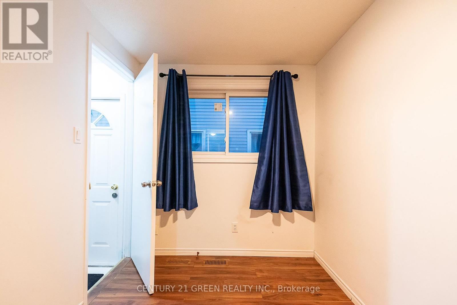 Main - 690 Elgin Street N, Cambridge, Ontario N1R 7W5 - Photo 21 - X12599684