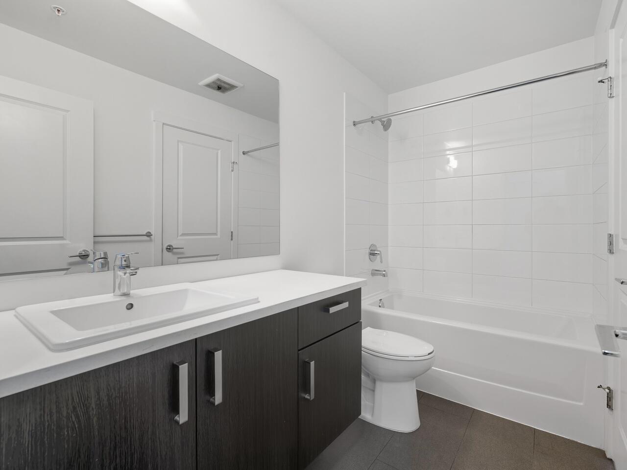 203 15858 Fraser Highway, Surrey, British Columbia  V4N 6X4 - Photo 13 - R3072077