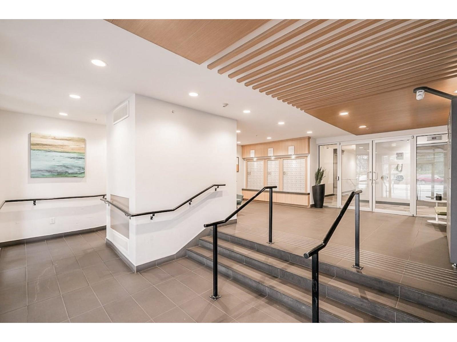 205 10581 140 Street, Surrey, British Columbia V3T 0M7 - Photo 4 - R3069418