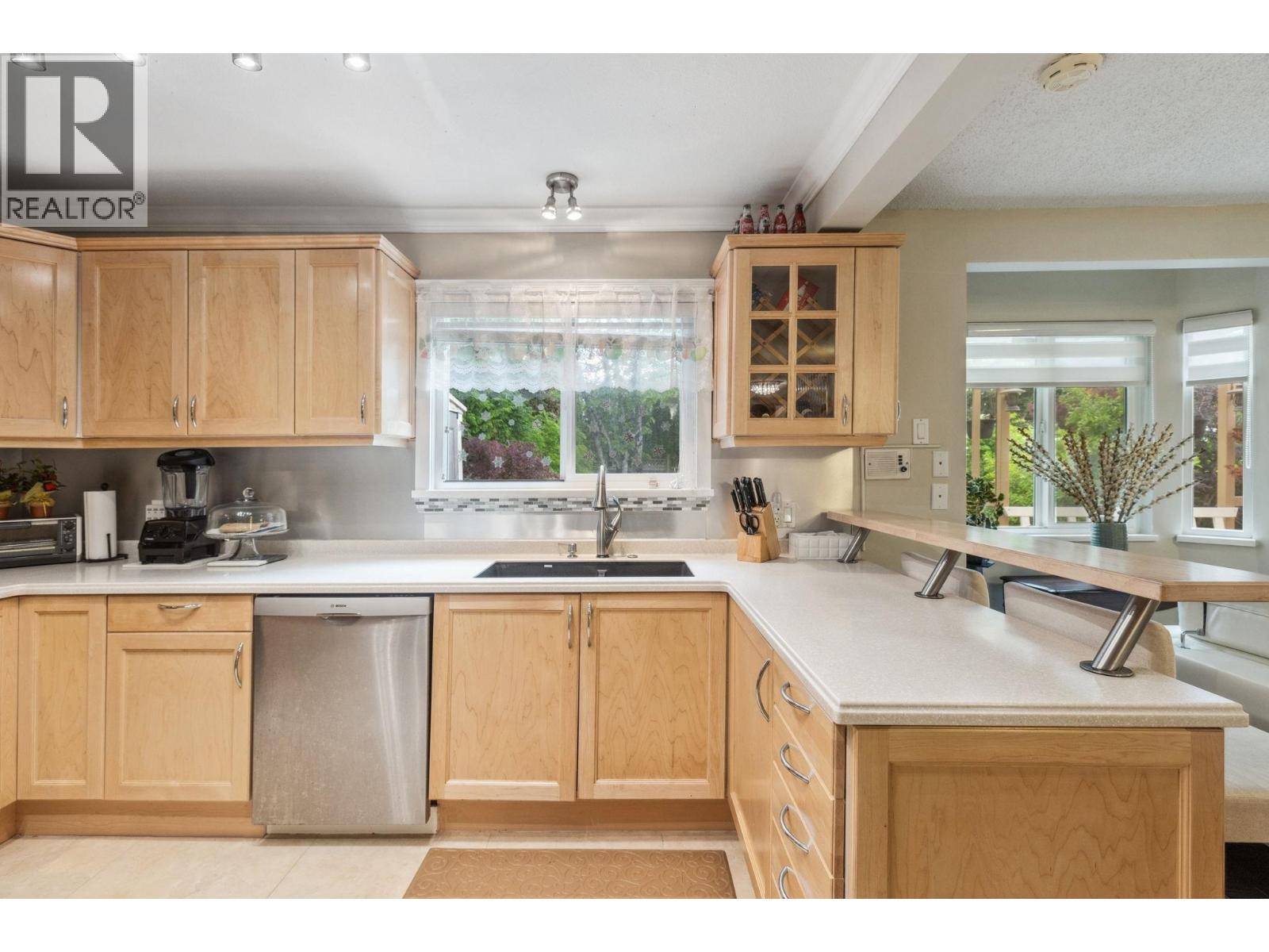 4231 Corless Road, Richmond, British Columbia V7C 1N1 - Photo 10 - R3069817