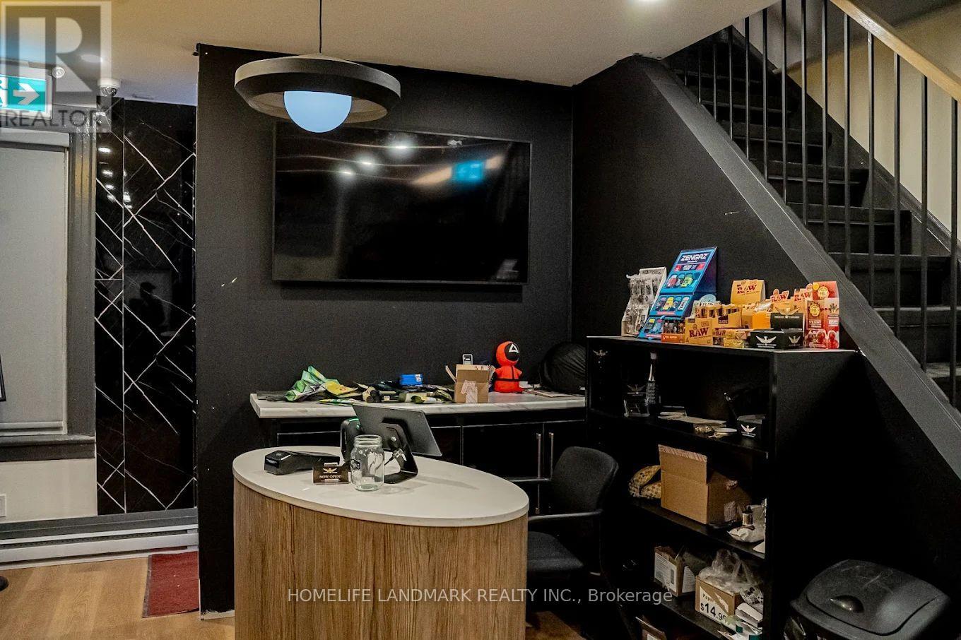 615 King Street W, Toronto, Ontario M5V 1M5 - Photo 5 - C12599728