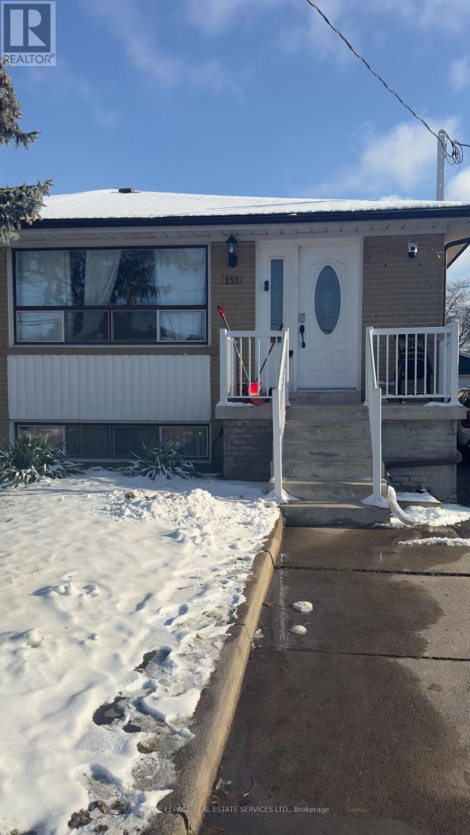 151 Vodden Street E, Brampton, Ontario  L6V 1M6 - Photo 2 - W12599664