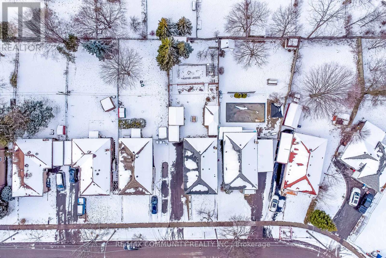 24 Hurley Crescent, Toronto, Ontario  M1P 4H4 - Photo 48 - E12599716