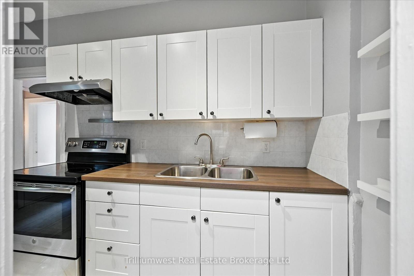 4 Madison Avenue, Hamilton, Ontario L8L 5Y3 - Photo 13 - X12470295