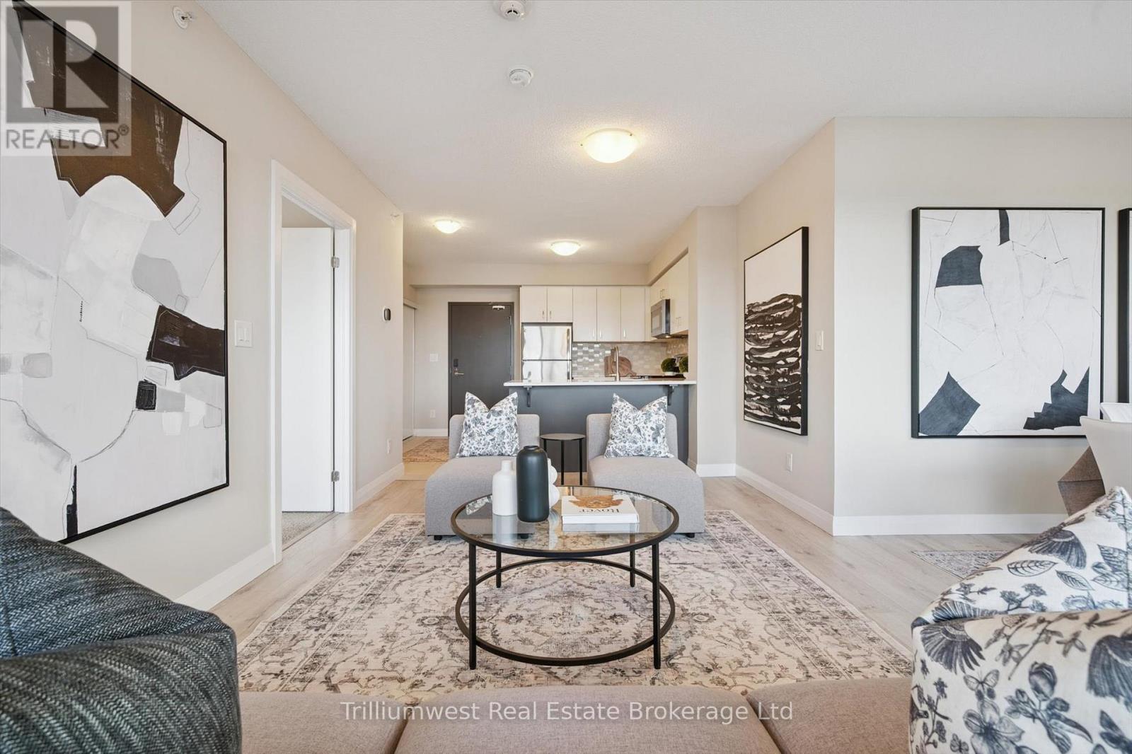 612 - 53 Arthur Street S, Guelph, Ontario  N1E 0P5 - Photo 3 - X12555278