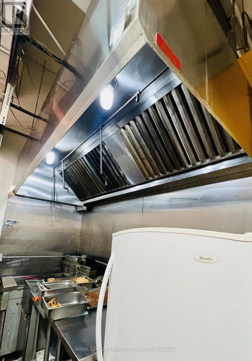 243 - 7181 YONGE STREET, Markham, Ontario