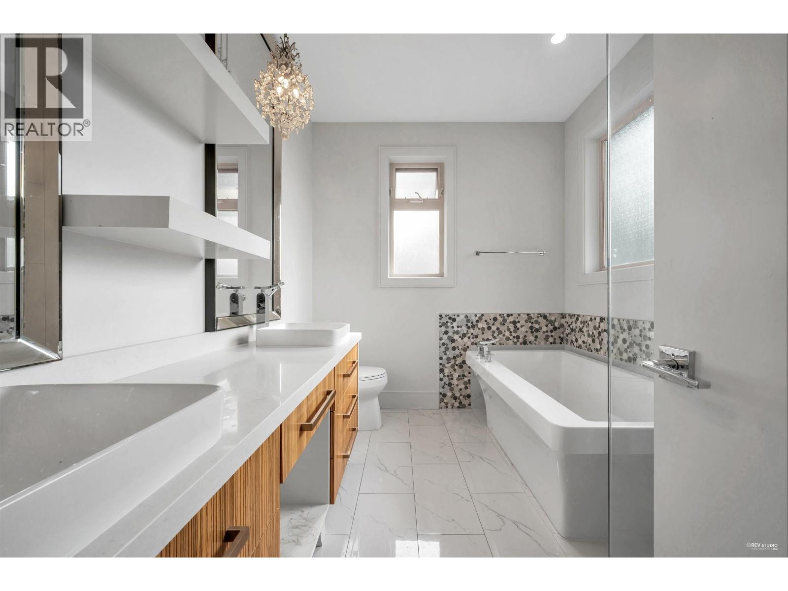 1450 Fulton Avenue, West Vancouver, British Columbia V7T 1P1 - Photo 27 - R3072027