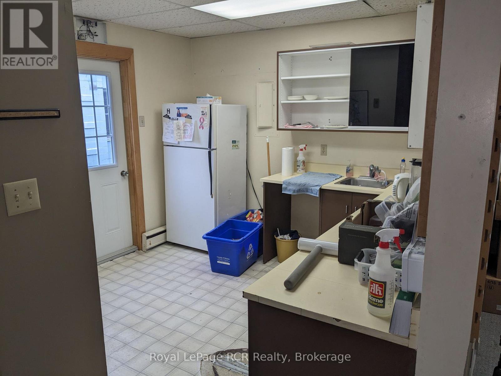 137 George Street W, West Grey, Ontario N0G 1R0 - Photo 29 - X12599804