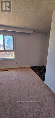 36 - 36 Dawson Crescent, Brampton, Ontario  L6V 3M5 - Photo 12 - W12599702