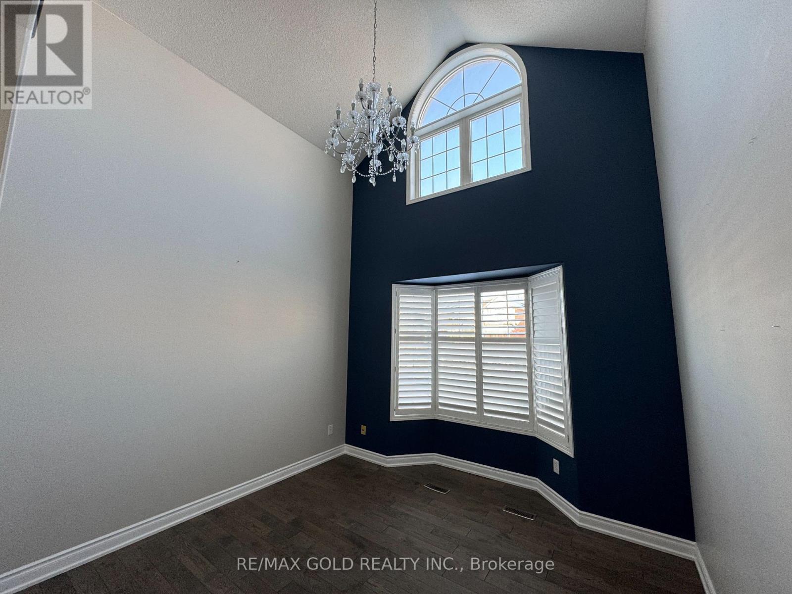 986 Ferguson Drive, Milton, Ontario  L9T 6V5 - Photo 4 - W12599714