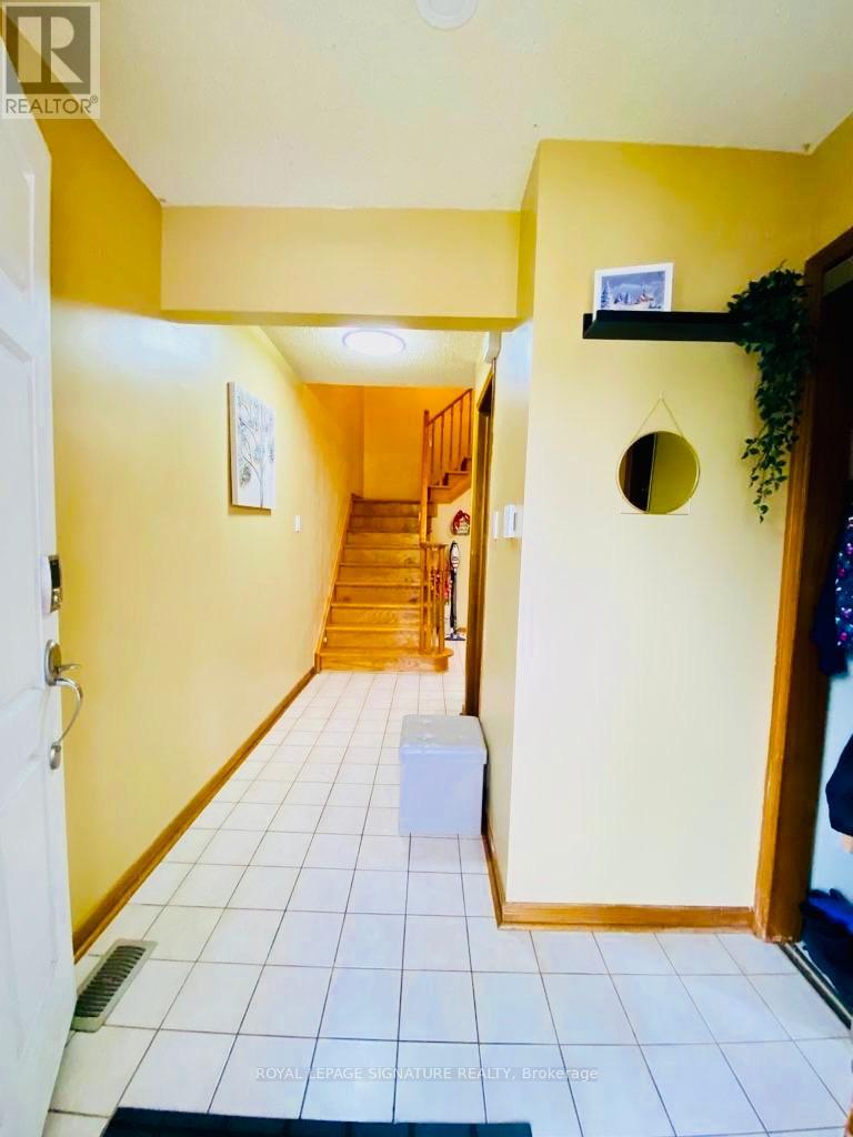 52 Pennsylvania Avenue, Brampton, Ontario  L6Y 4P2 - Photo 9 - W12599746