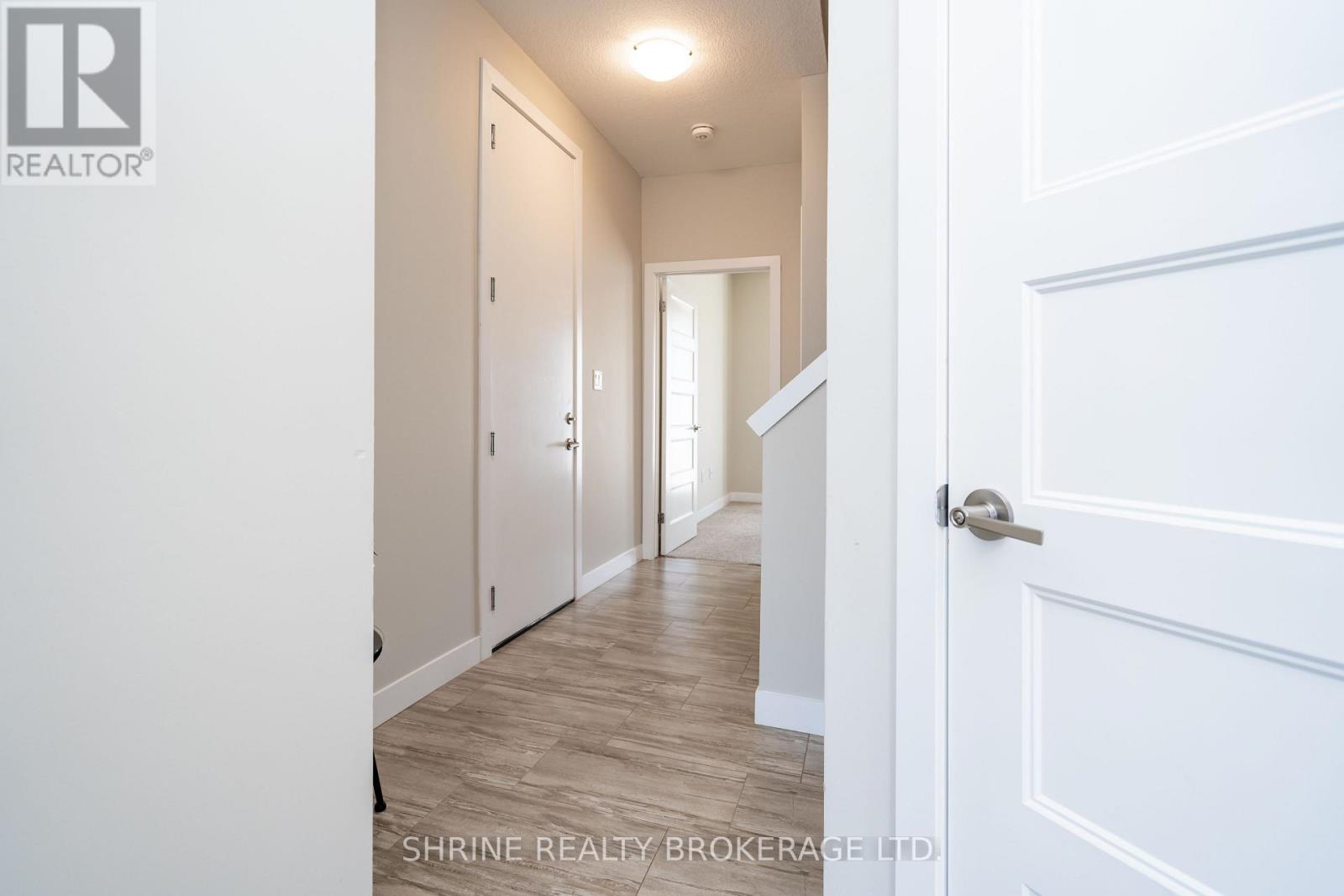 925 - 925 Sarnia Road, London North, Ontario  N6H 0J7 - Photo 3 - X12599766