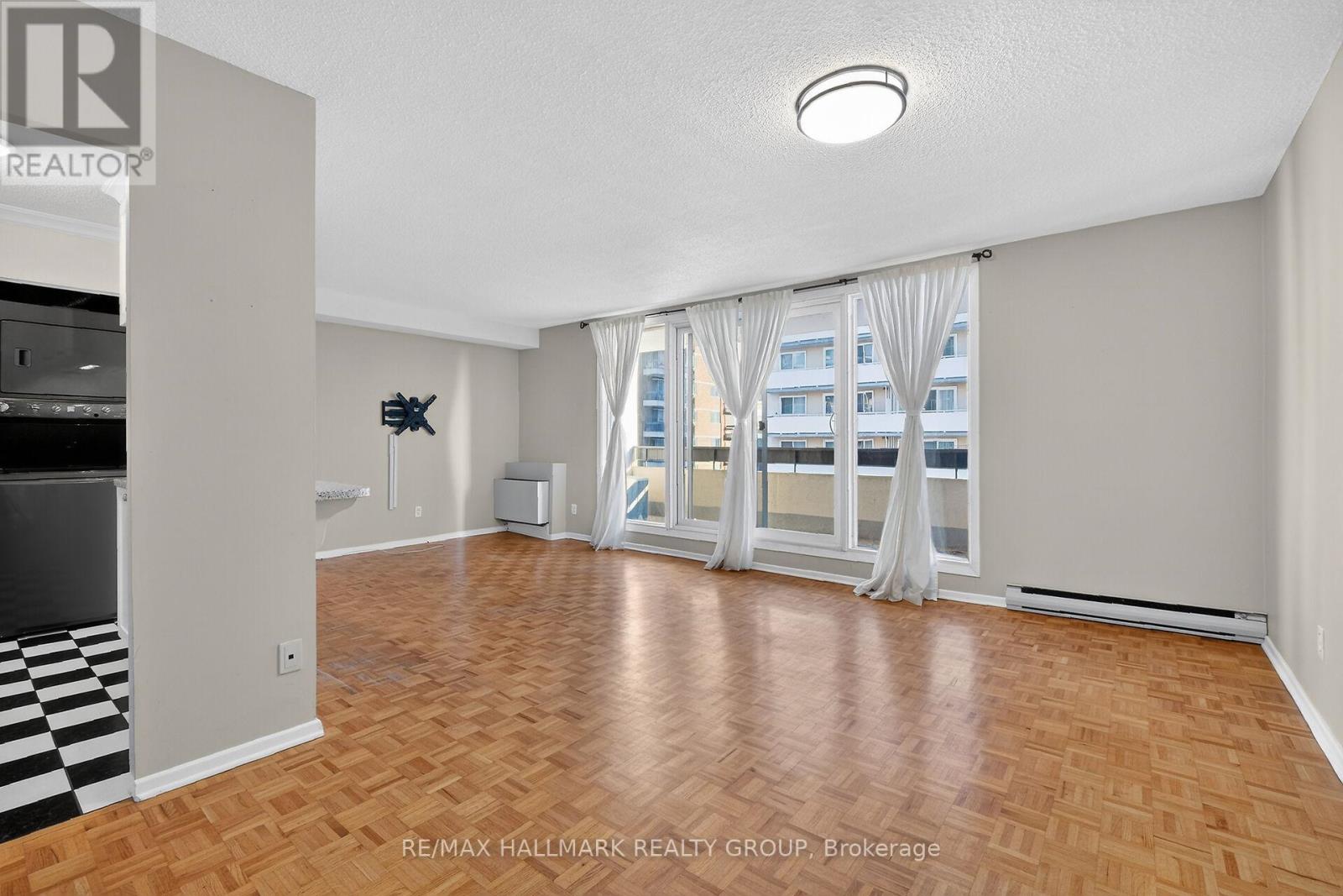 705 - 141 Somerset Street W, Ottawa, Ontario K2P 2H1 - Photo 10 - X12599772