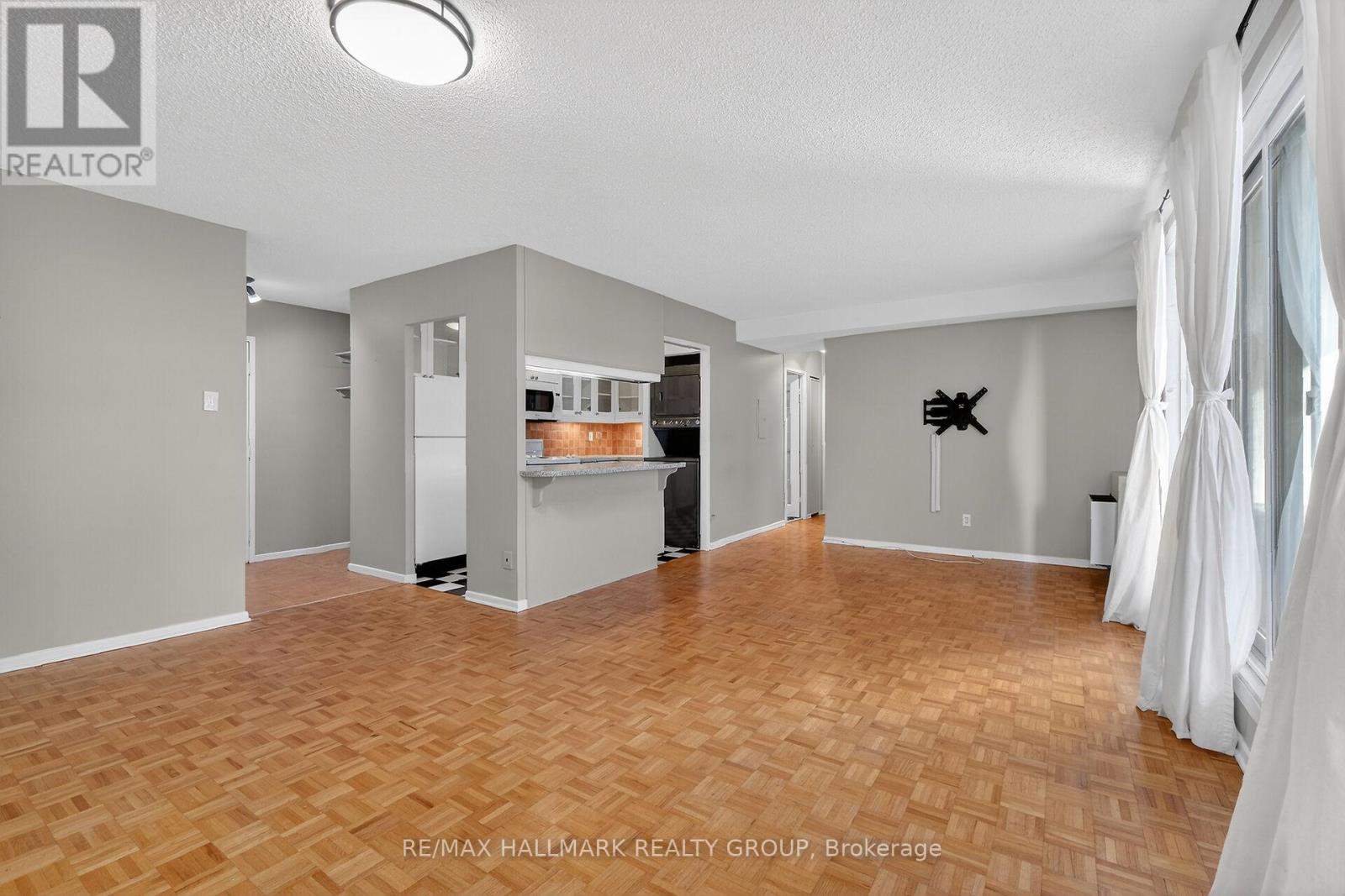 705 - 141 Somerset Street W, Ottawa, Ontario K2P 2H1 - Photo 17 - X12599772