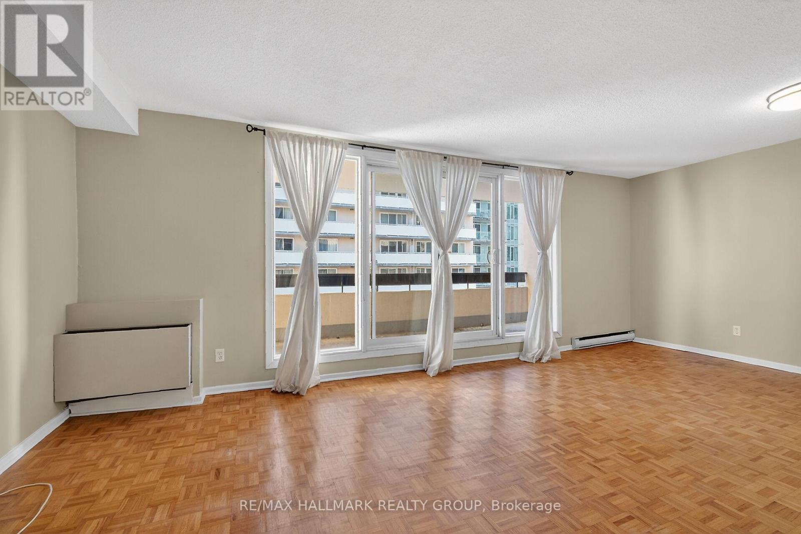 705 - 141 Somerset Street W, Ottawa, Ontario K2P 2H1 - Photo 18 - X12599772