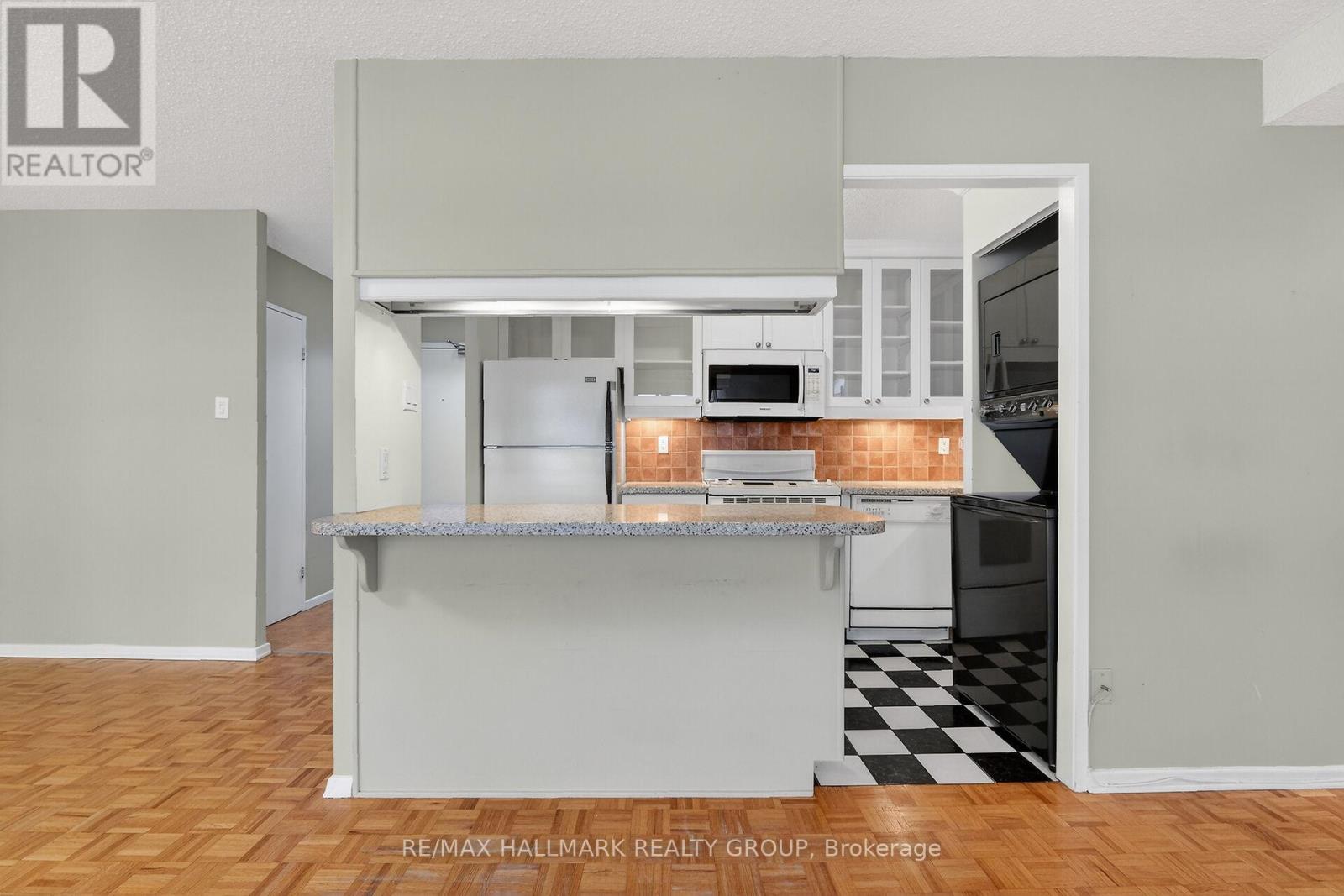 705 - 141 Somerset Street W, Ottawa, Ontario K2P 2H1 - Photo 19 - X12599772