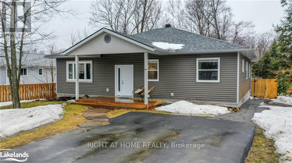 50 Southdale Drive, Huntsville, Ontario  P1H 1P7 - Photo 2 - X12599754