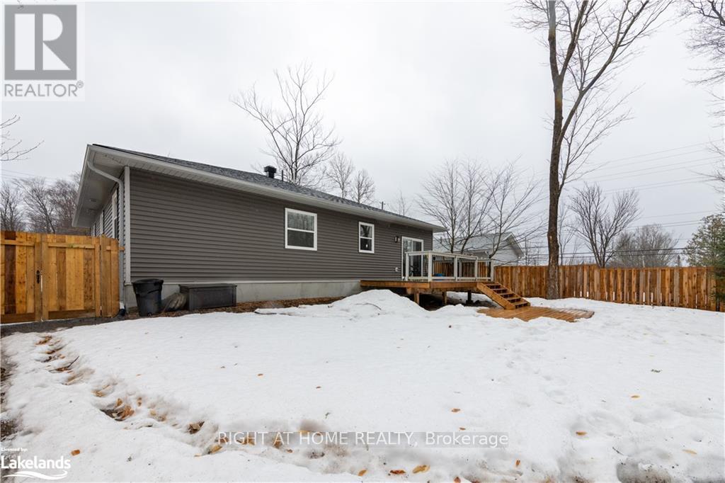 50 Southdale Drive, Huntsville, Ontario  P1H 1P7 - Photo 8 - X12599754