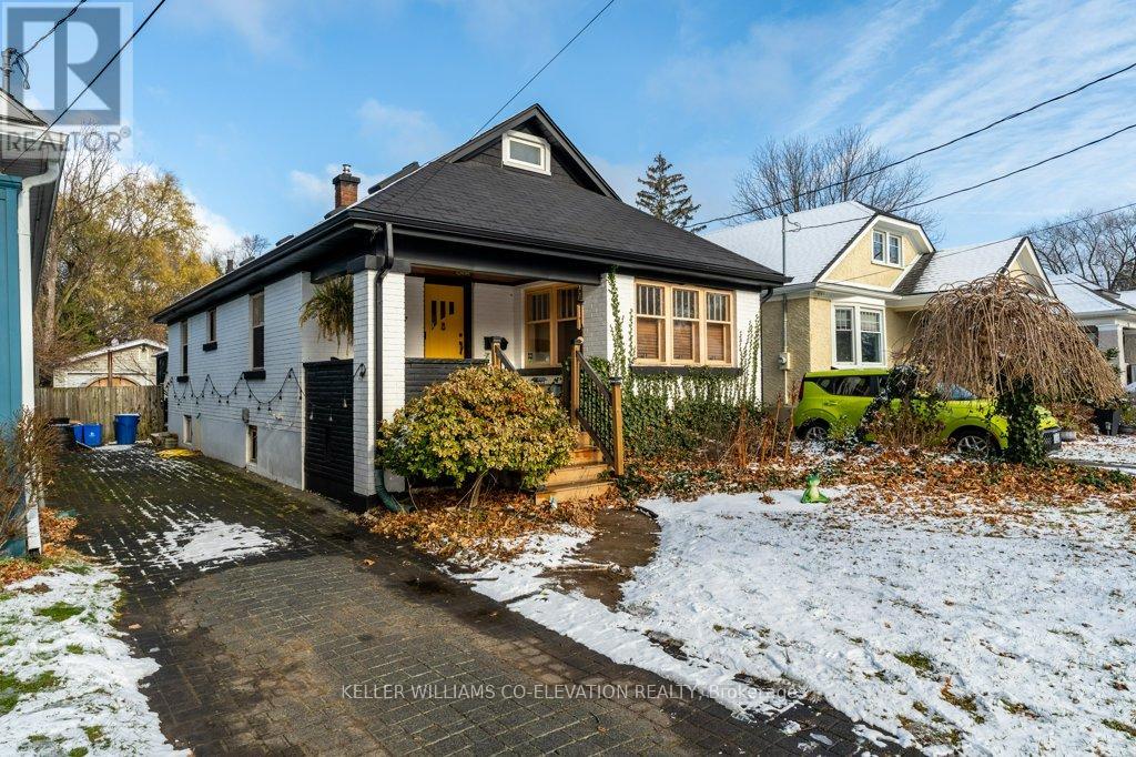 17 Junkin Street, St. Catharines, Ontario  L2R 1N4 - Photo 4 - X12599758