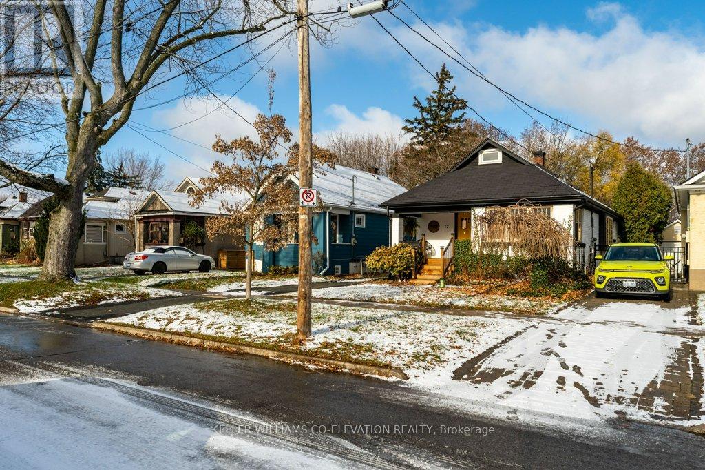17 Junkin Street, St. Catharines, Ontario  L2R 1N4 - Photo 5 - X12599758