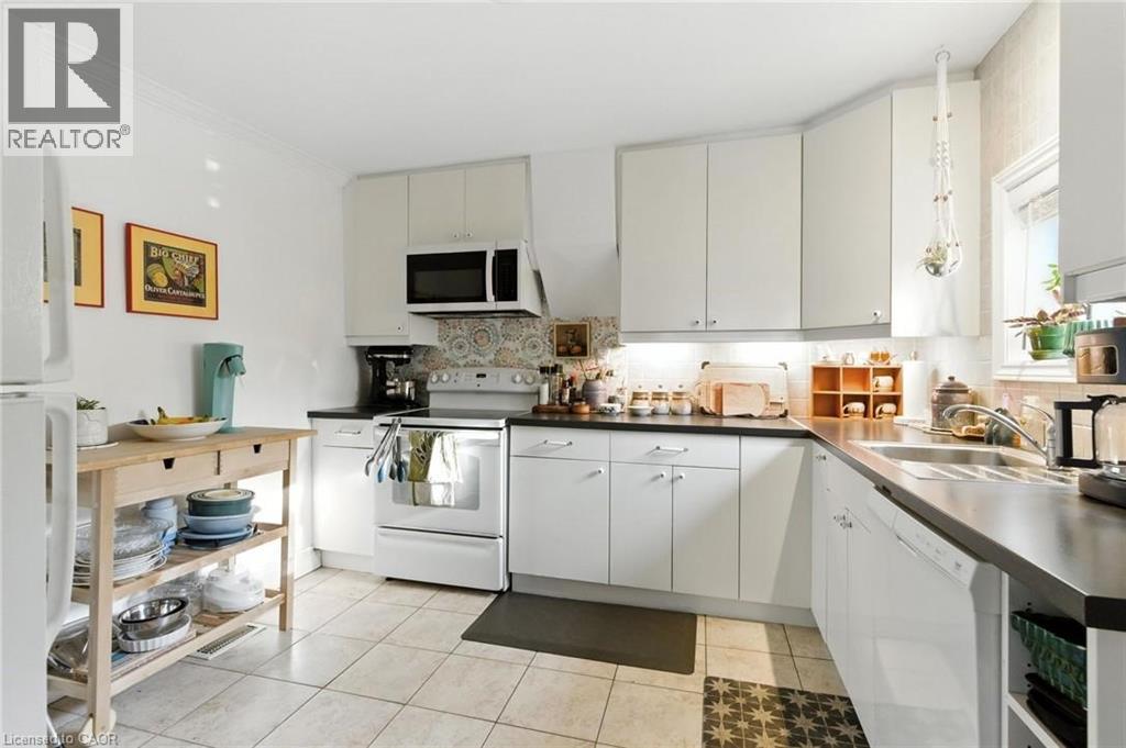 346 Hunter Street W, Hamilton, Ontario  L8P 1S7 - Photo 10 - 40791933