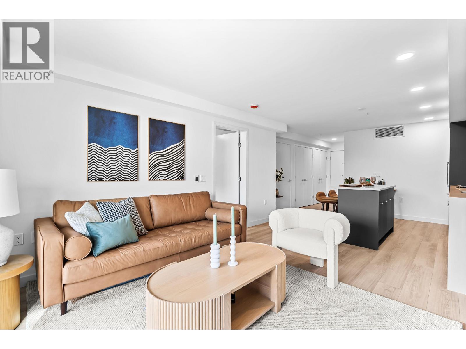 307 2419 Grant Street, Vancouver, British Columbia V5K 3G5 - Photo 15 - R3072069